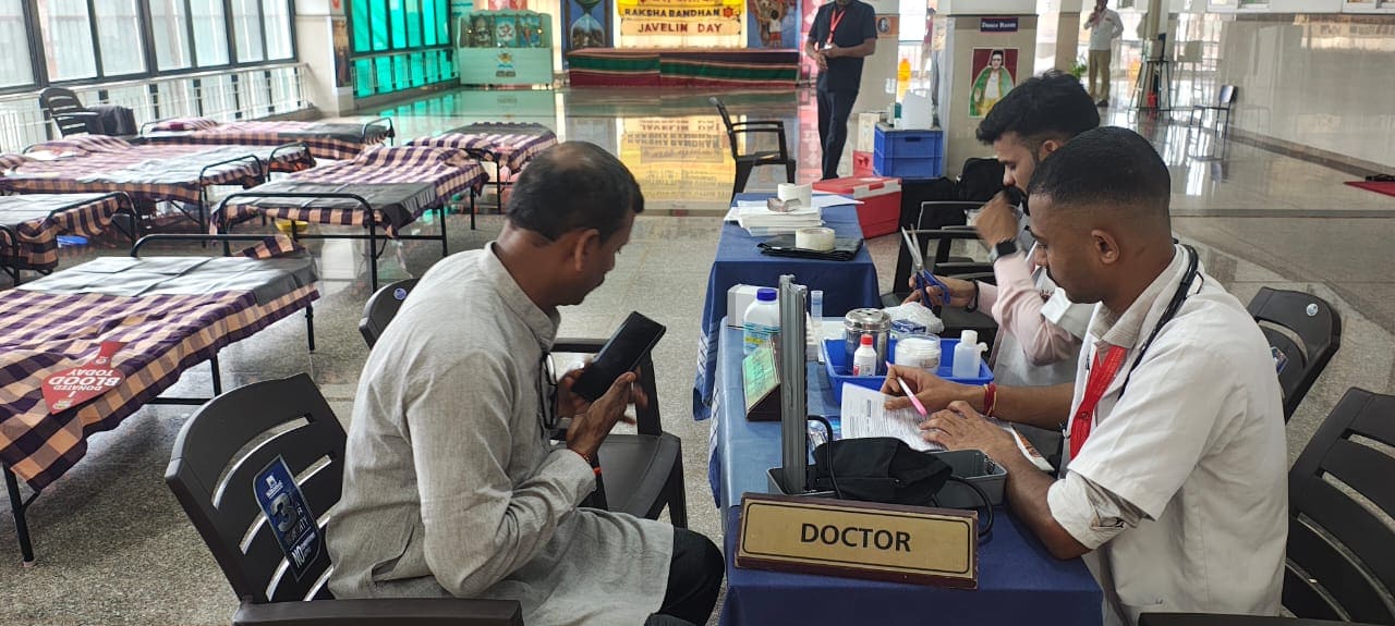 A blood donation camp in RVK - Sattur (23)