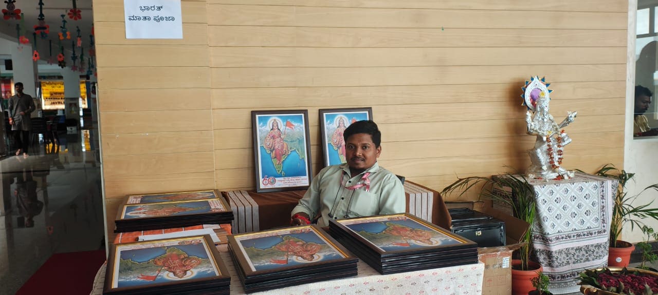 A blood donation camp in RVK - Sattur (3)