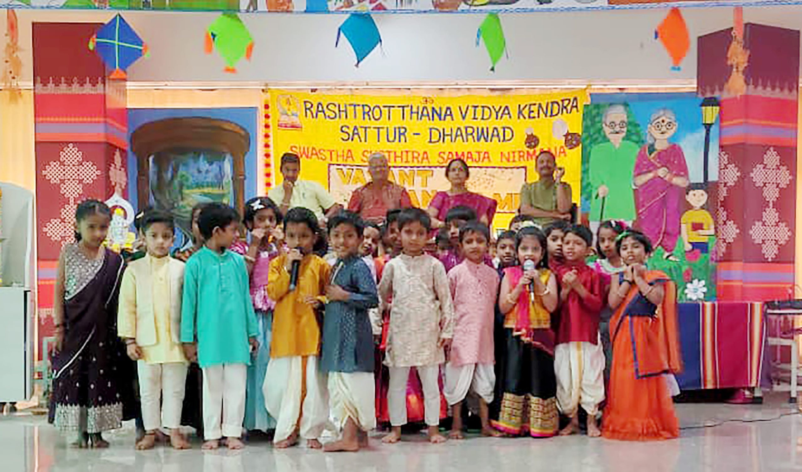 RVK – Sattur Gokulam Students Celebrated Vasanta Panchami with their Grandparents (7)