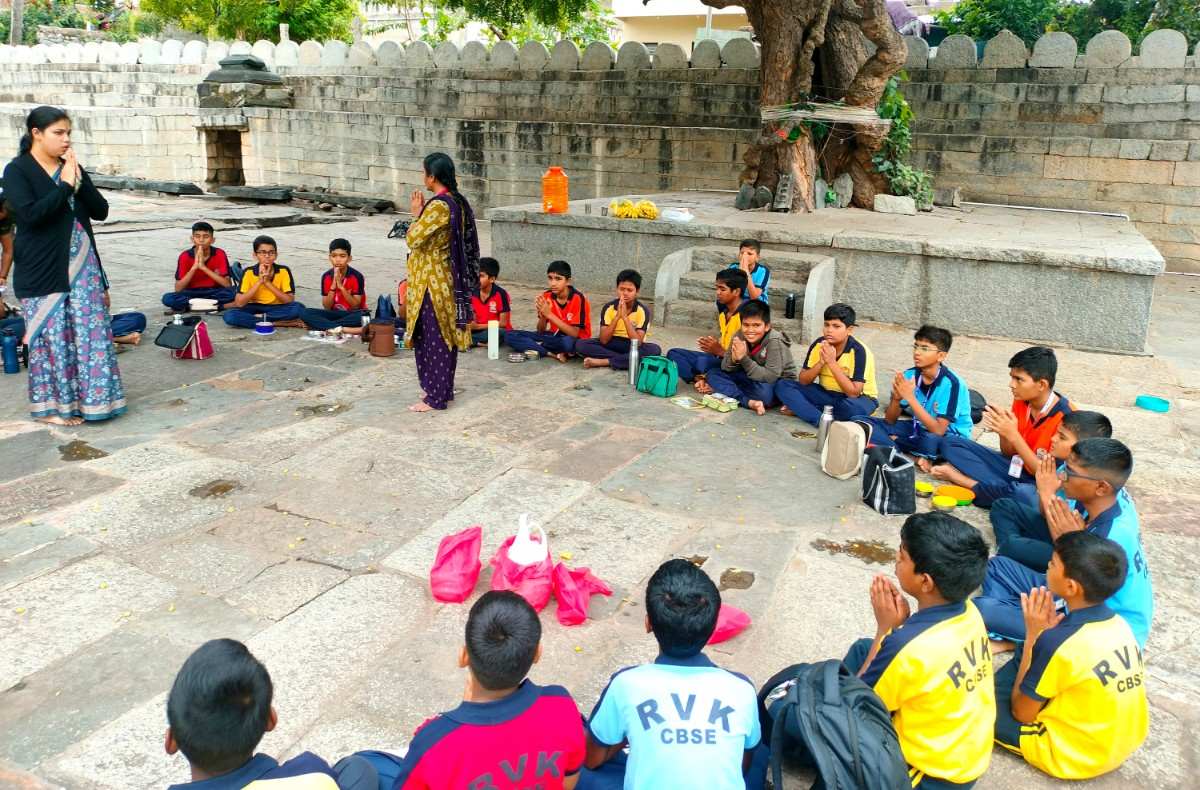 Three-Day UTSAV 2026 Educational and Cultural Festival Concludes at RVK – Sattur (15)