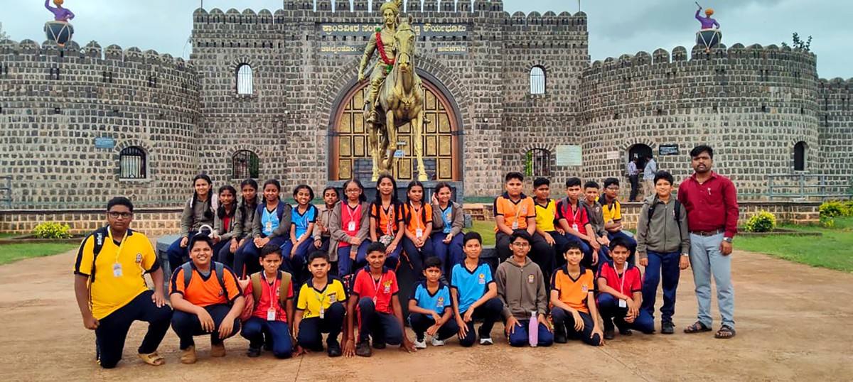 Three-Day UTSAV 2026 Educational and Cultural Festival Concludes at RVK – Sattur (7)
