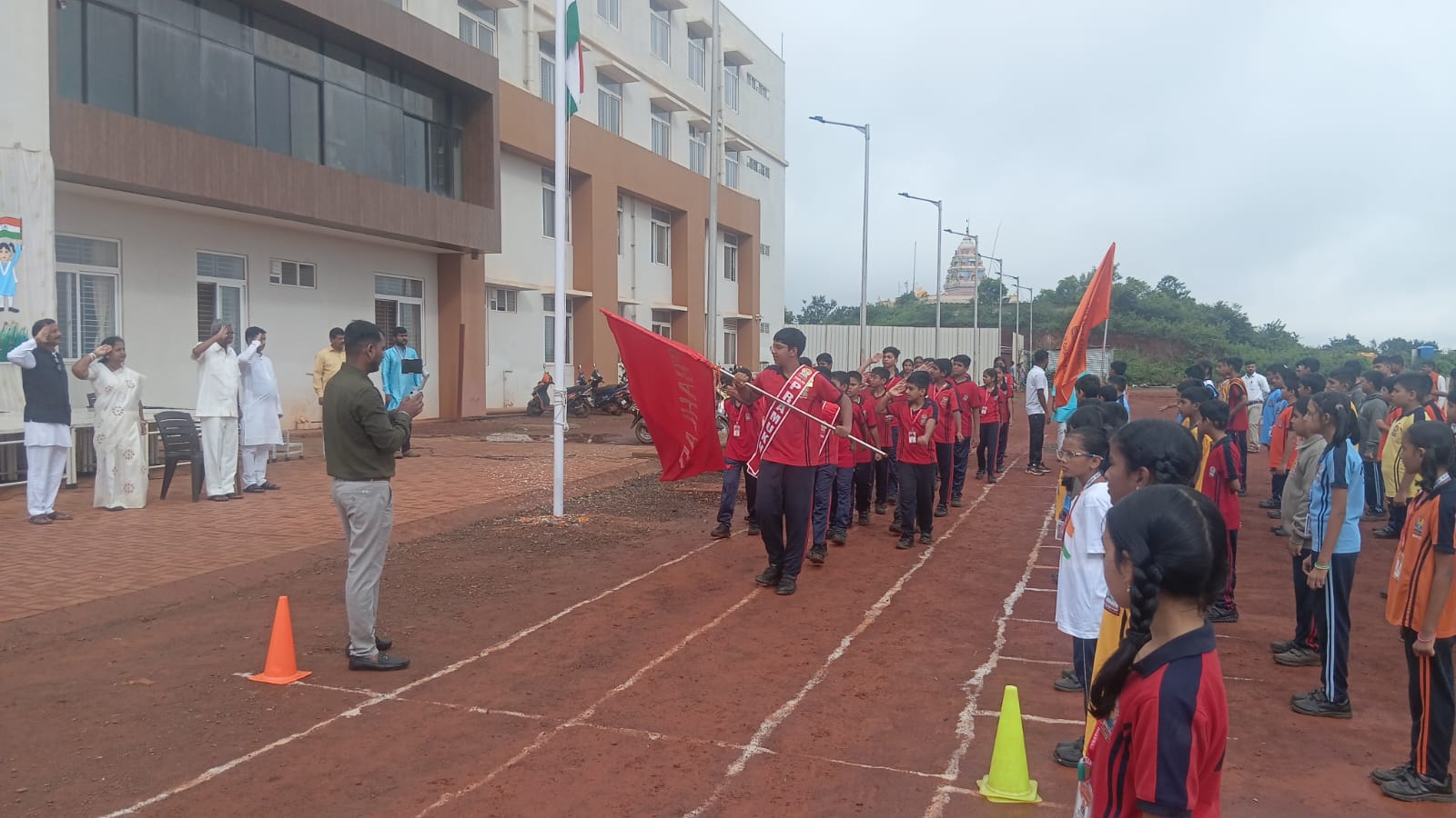 1965 War Veteran Graces 80th Independence Day Celebration at RVK - Sattur (8)