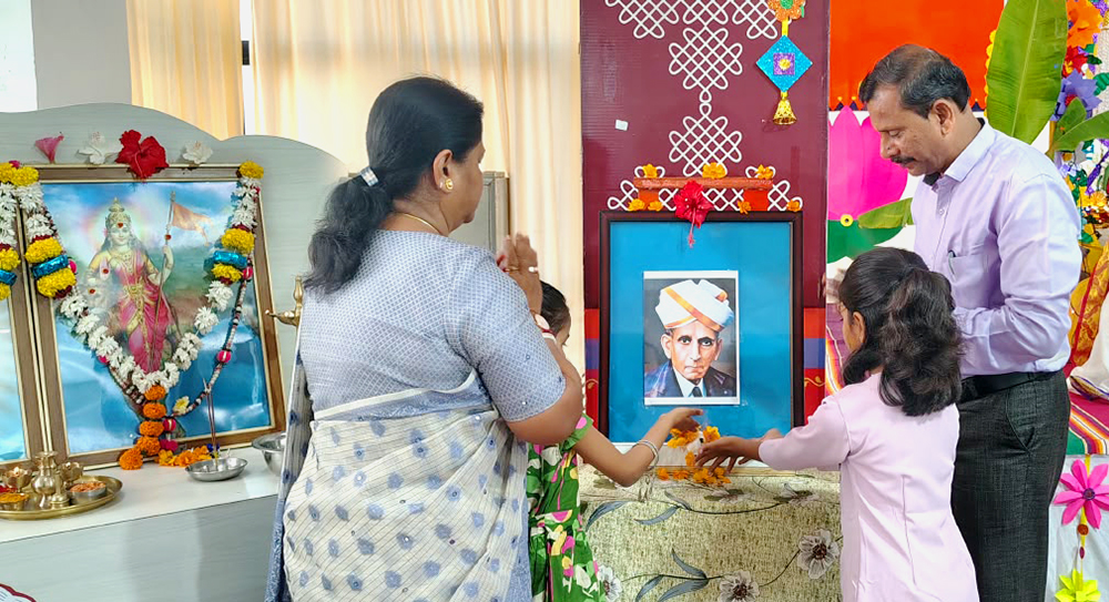 Visvesvaraya Jayanti Celebrated at RVK - Sattur (1)